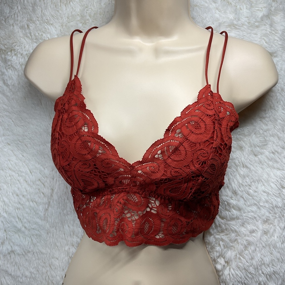 PINK Victoria’s Secret Rust Lace Bralette Sz M